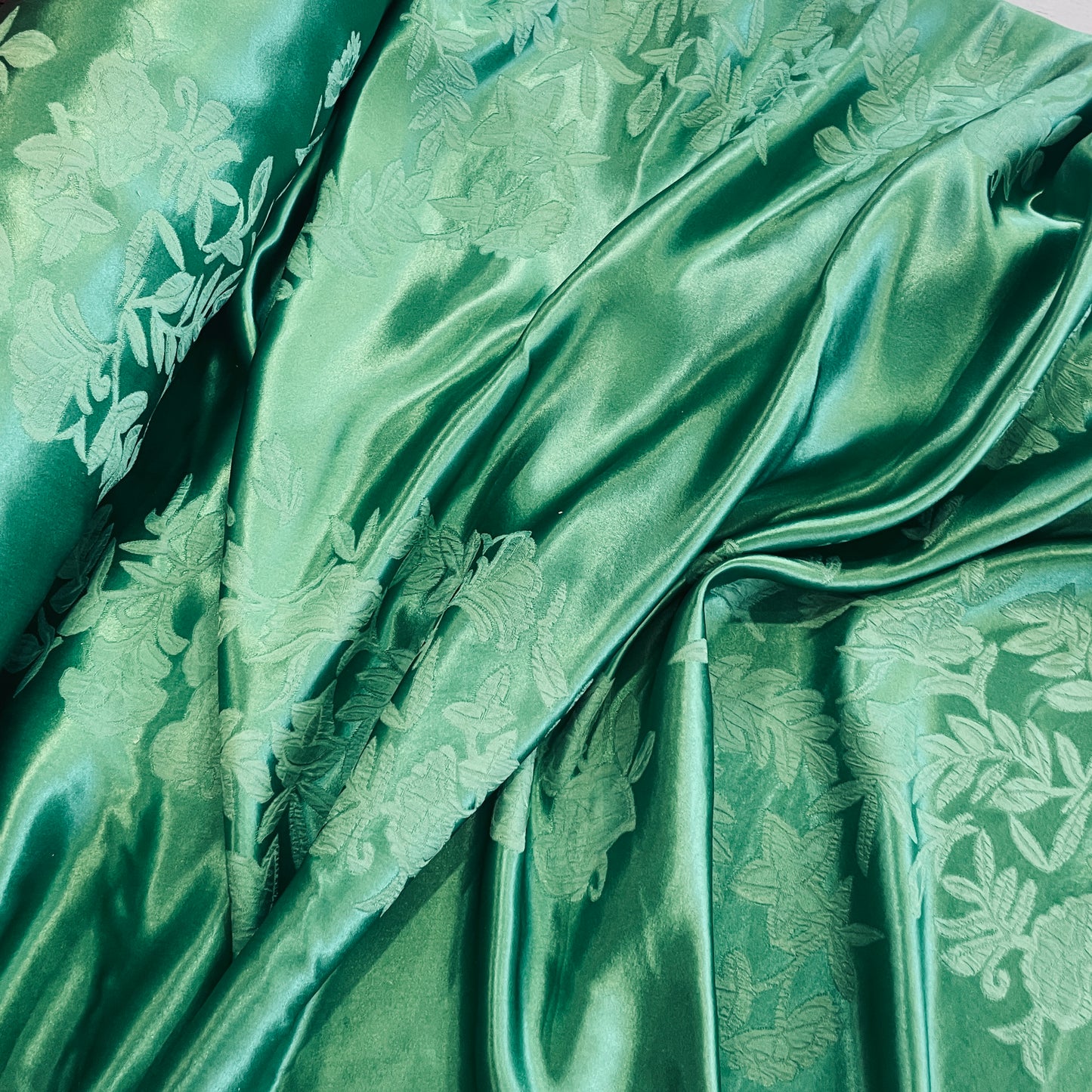 Emerald  Fleur jacquard satin