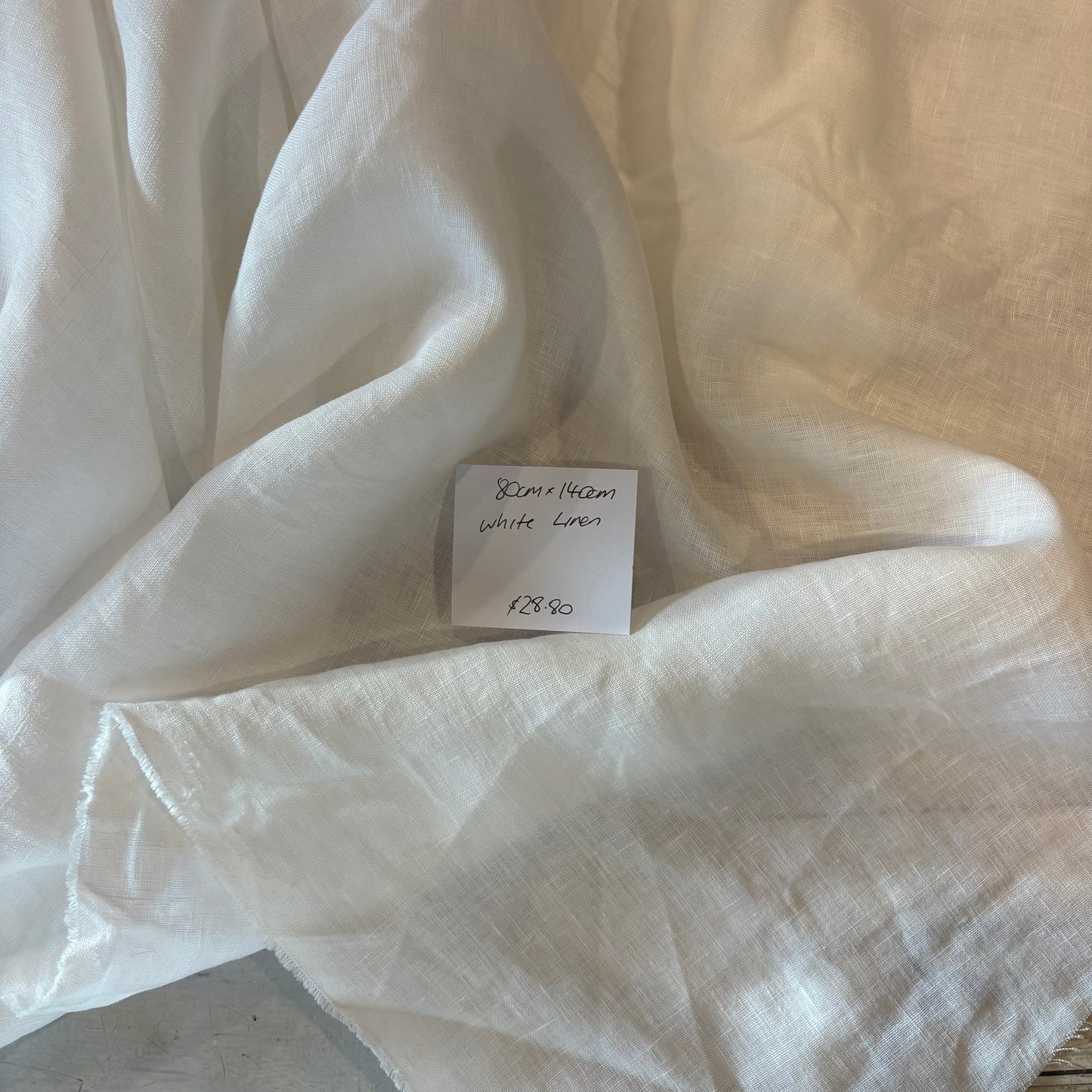 80cm White Linen