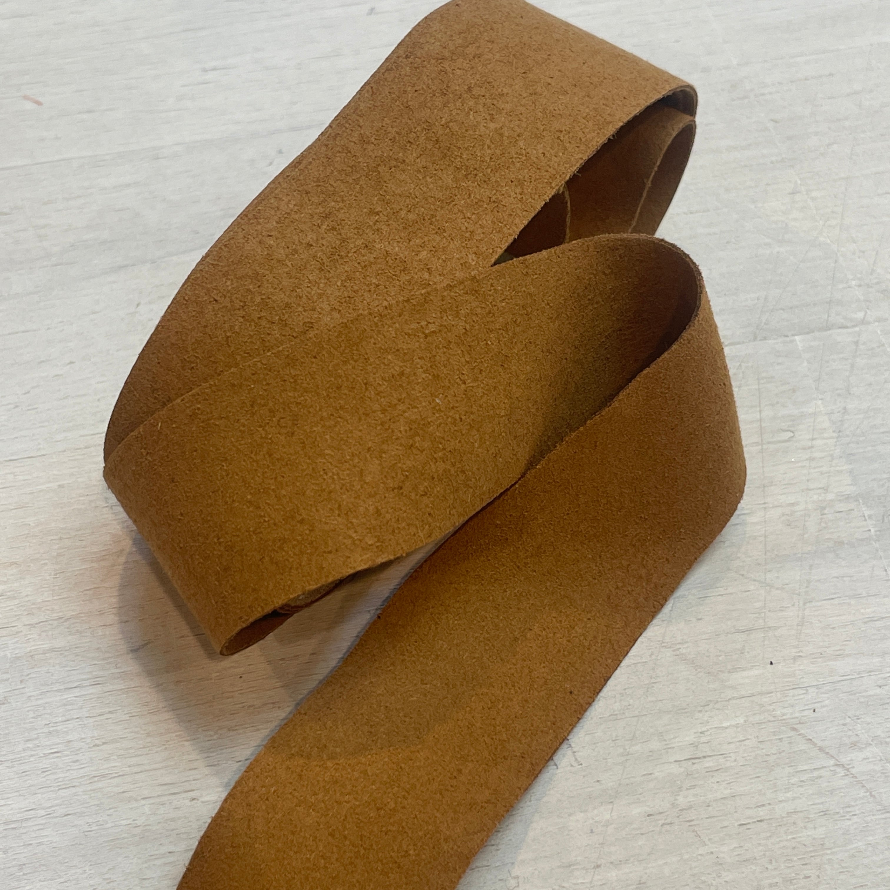 90cm tan suede ribbon – The Maker Society