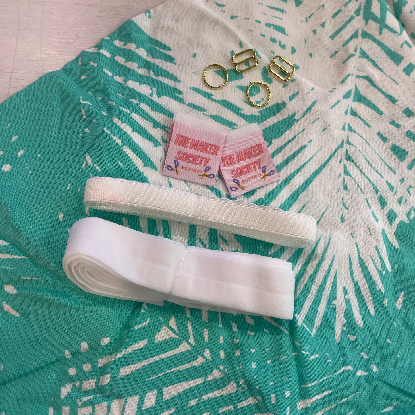 Mint palms viscose challis Isabel sleep set kit