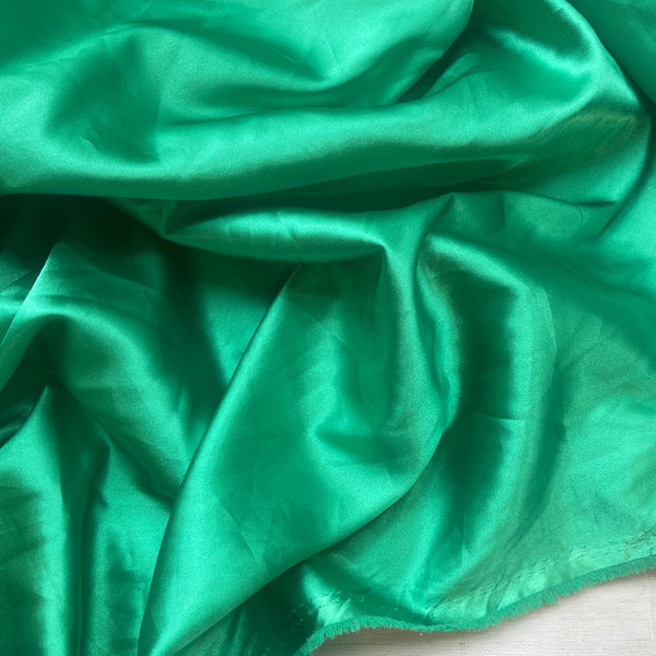 90cm emerald Stretch Satin – The Maker Society