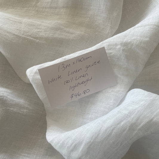 1.3m white Organic Linen gauze