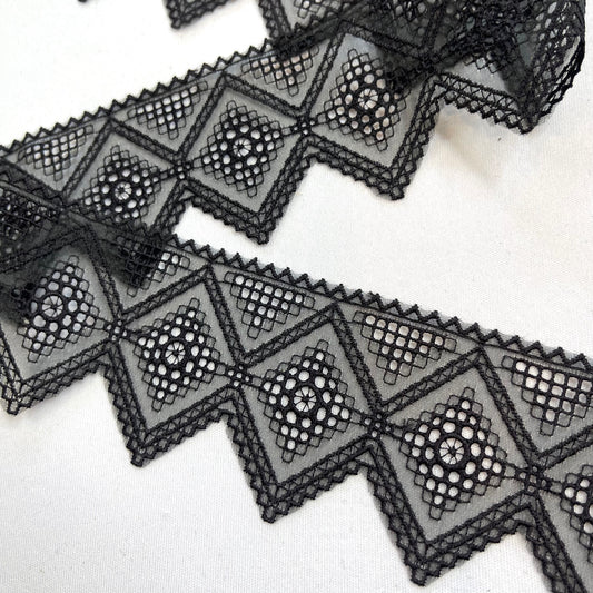 Black Embroidered Diamond 65mm Edging