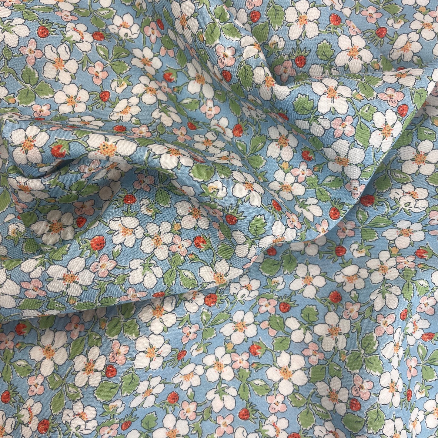 LIBERTY paysanne blossom blue pandora viscose