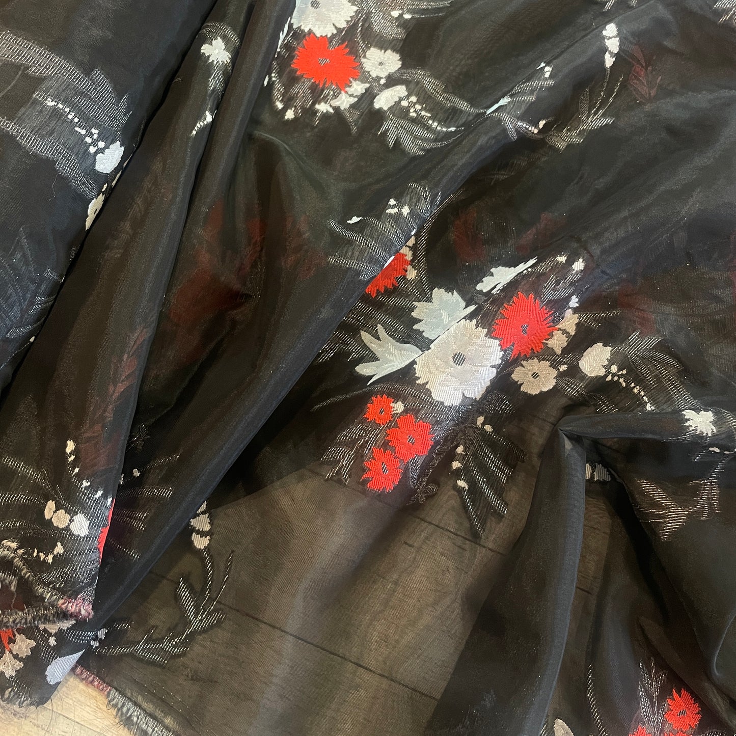 Silver bouquet soft drape organza