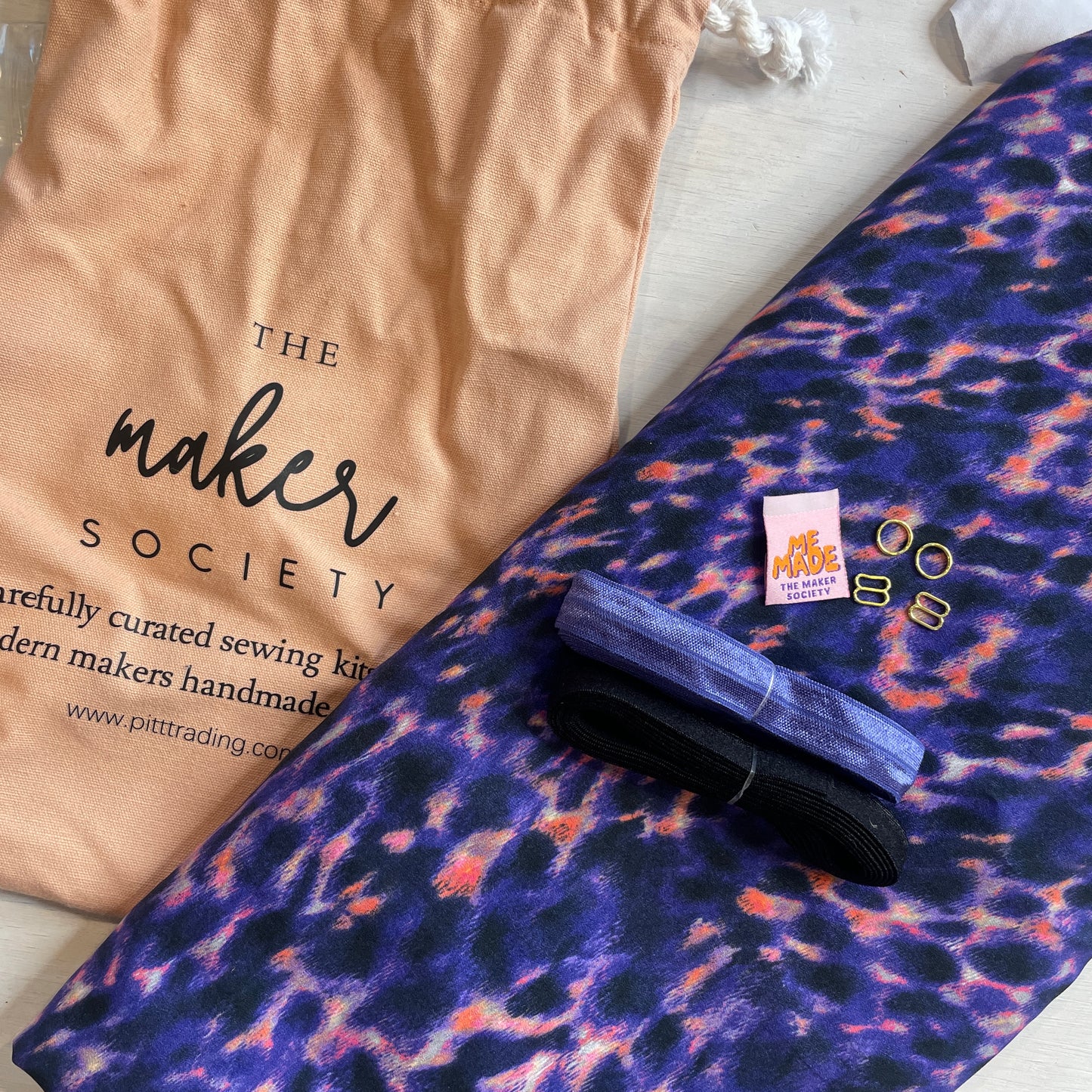 Wild side crepe de chine Isabel sleep set kit