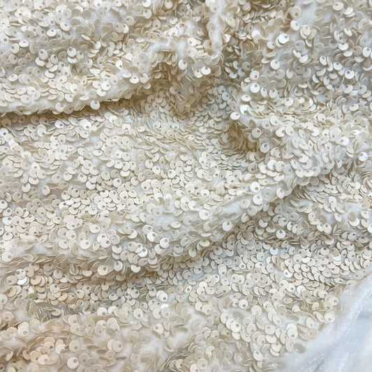 1.10m Cream sequin stretch velvet