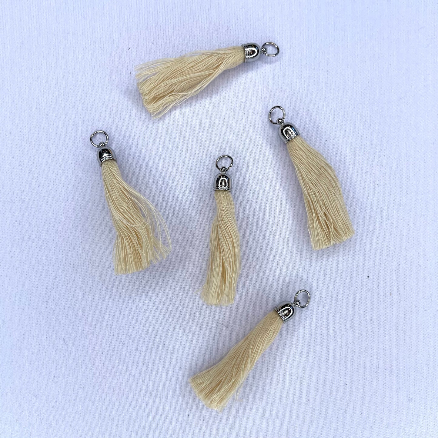 Silver / Cream Tassle