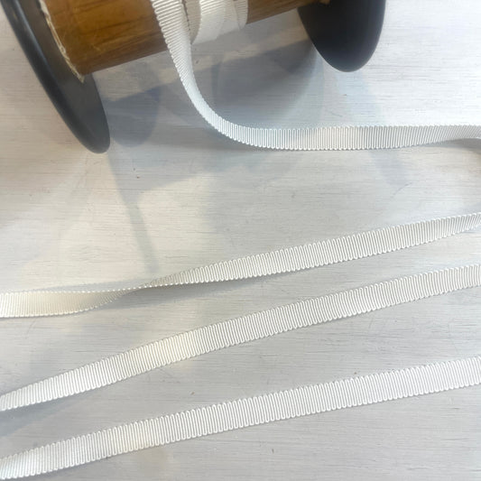 Ivory 9mm grossgrain ribbon