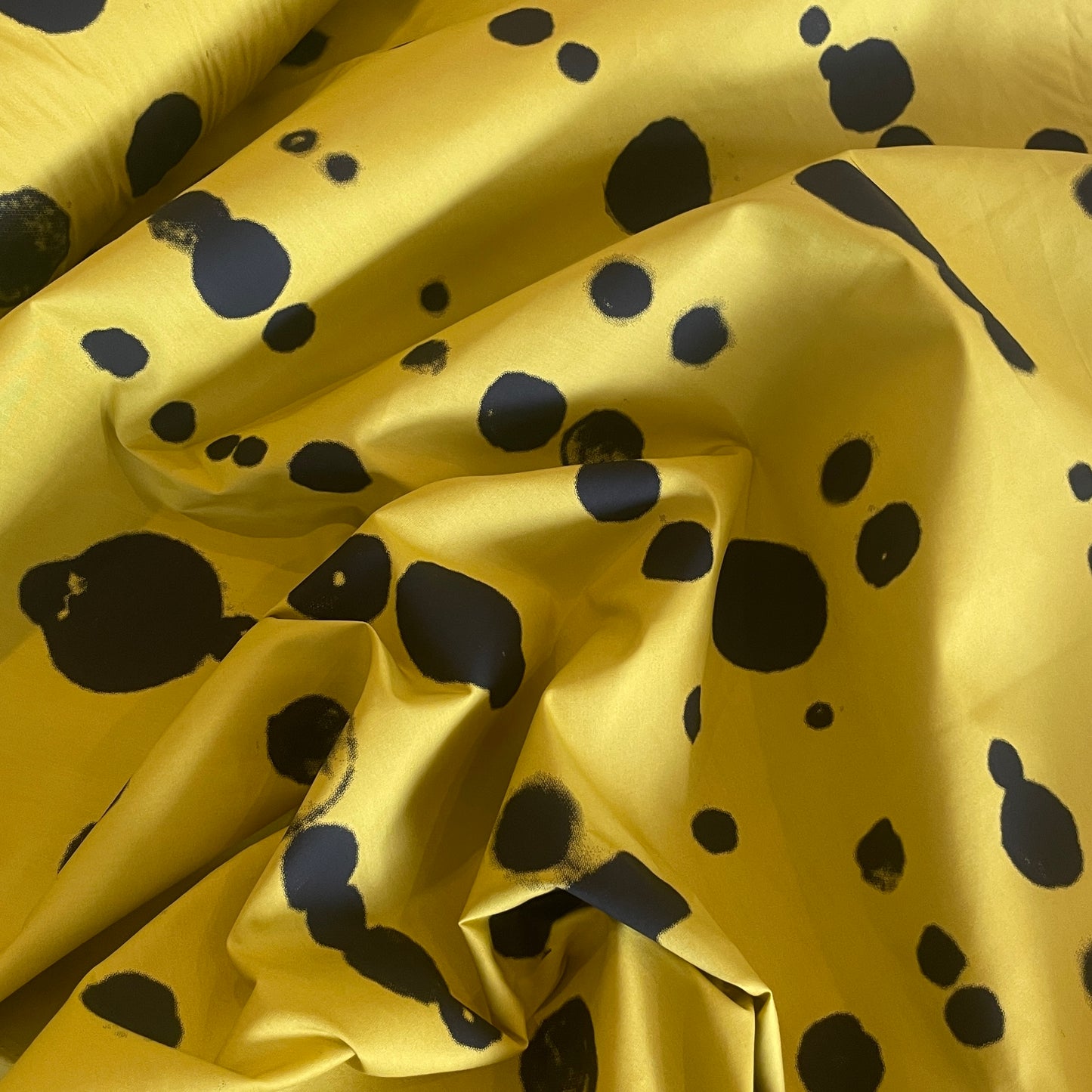Citroen spots Cotton lawn