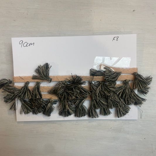 90cm mocha tassel trim