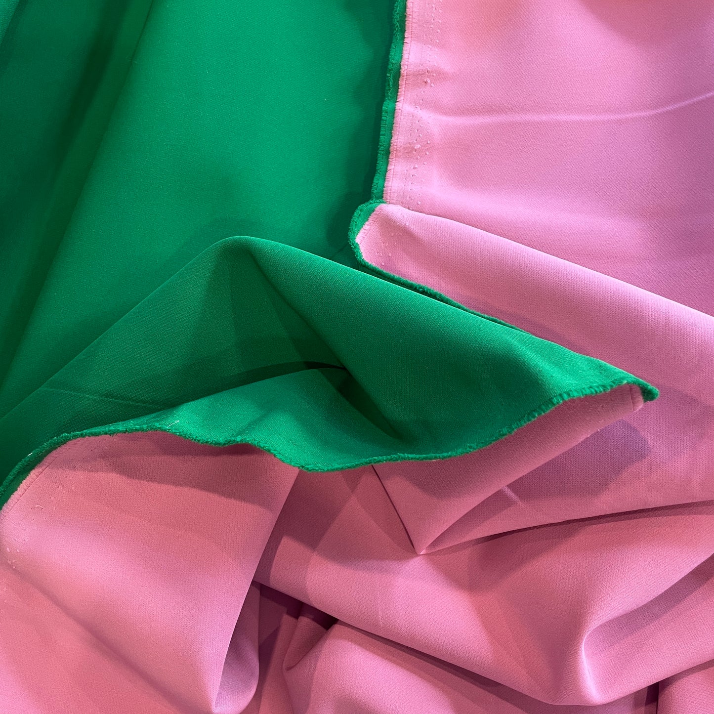 Emerald musk bonded reversible suiting