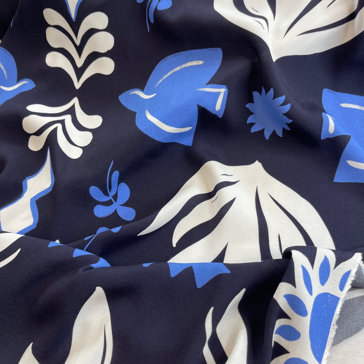 FABRIC GODMOTHER Mattie viscose crepe
