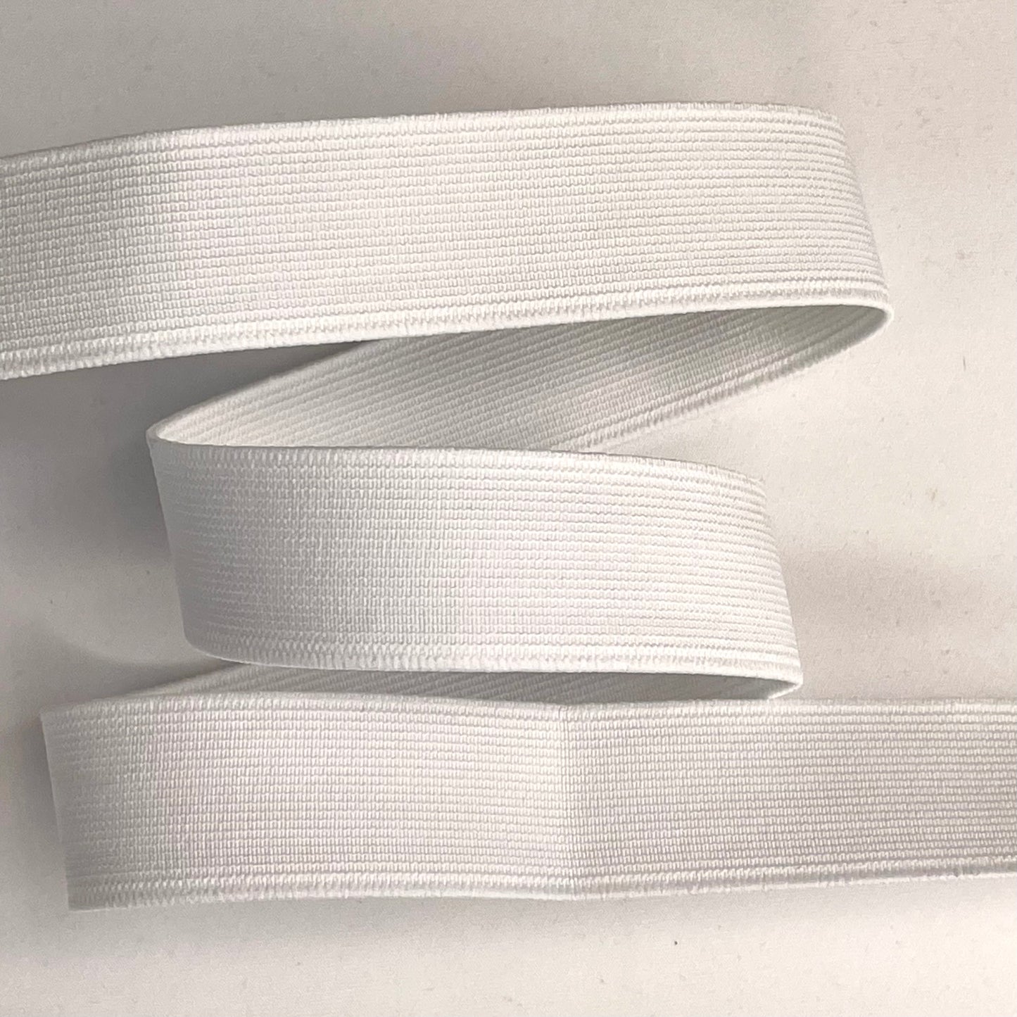 25mm White Premium Non Roll Elastic