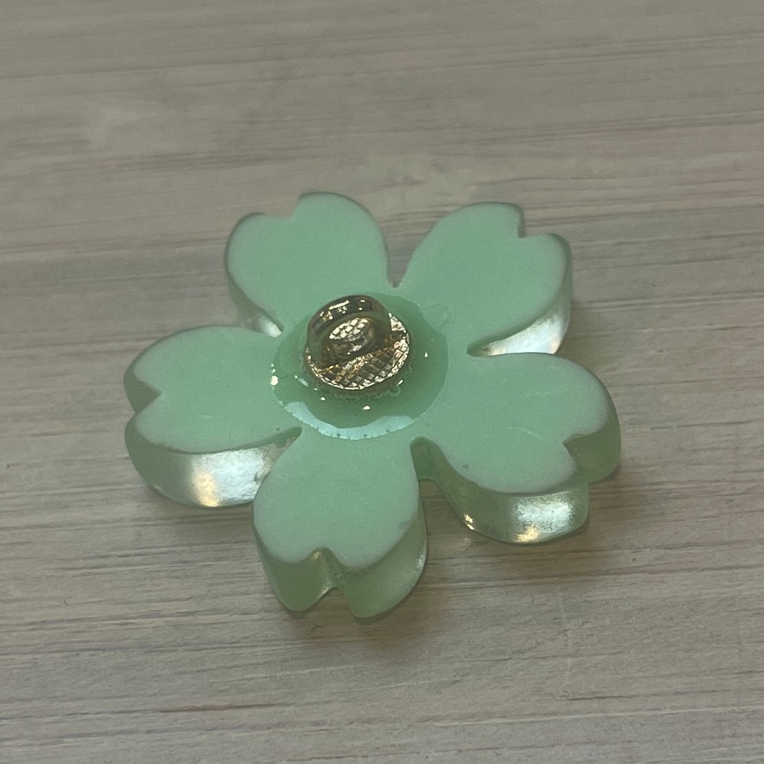 Mint enamel  flower button