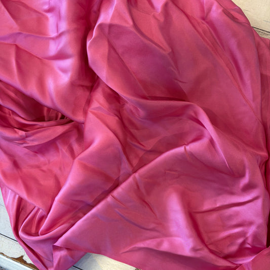 1.8m Bright Pink Viscose Satin Twill