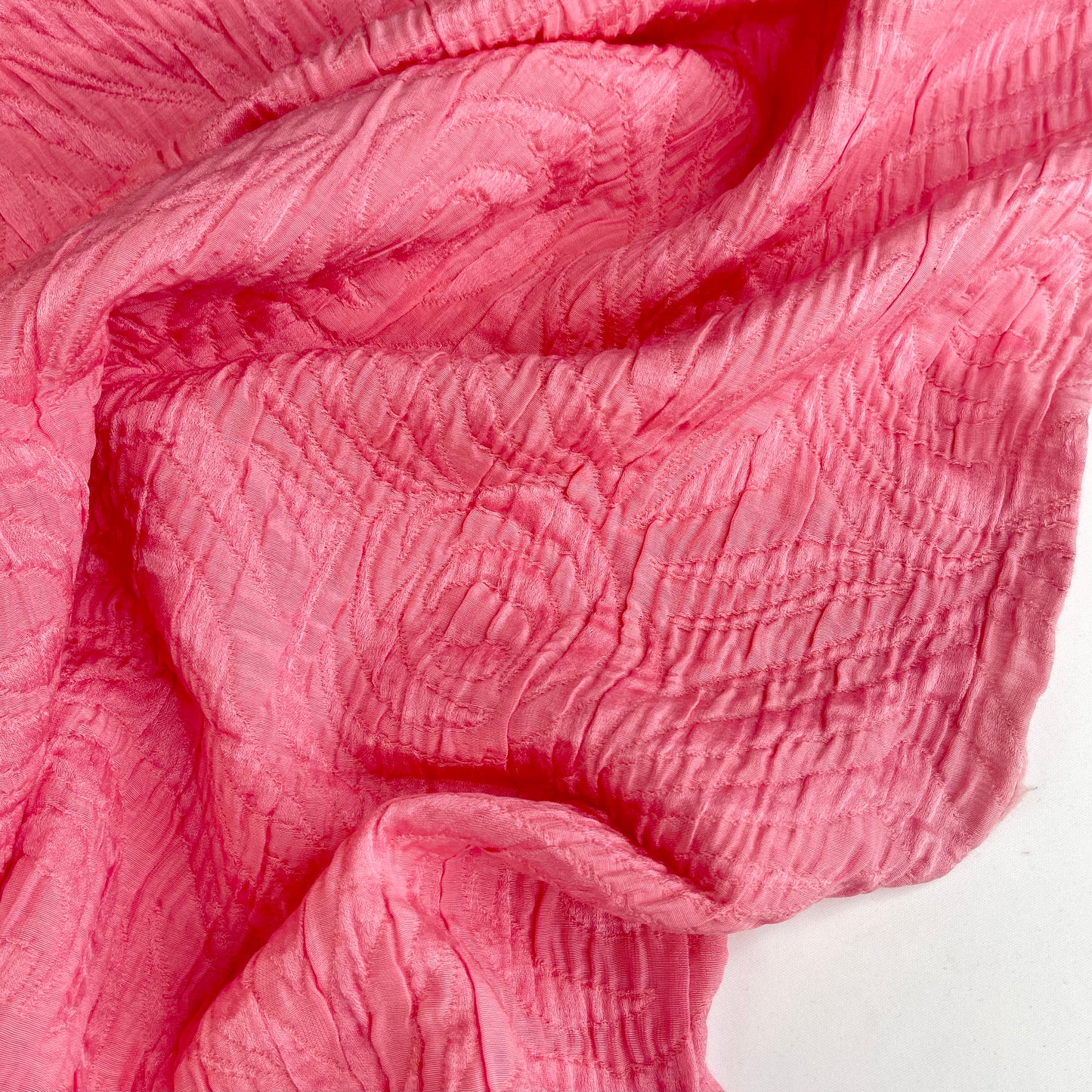 70cm Vivid Pink Textured Silk Viscose