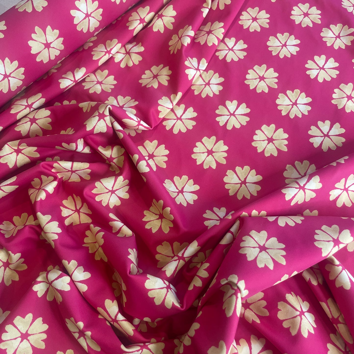 Daisy wheel Printed Lycra