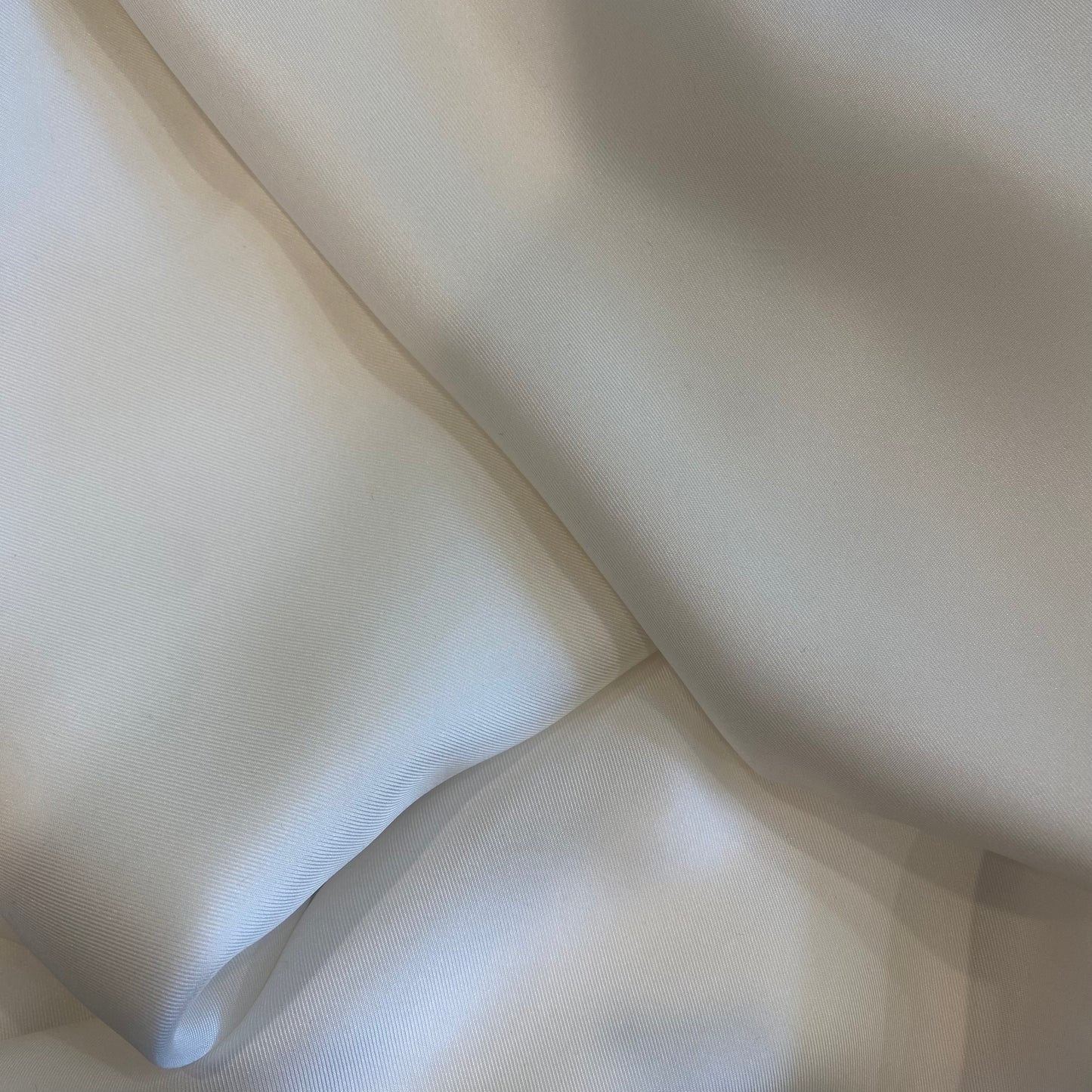 2.7m Ivory silk twill