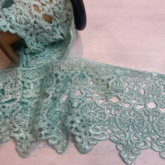 Spearmint ornate Guipure Trim