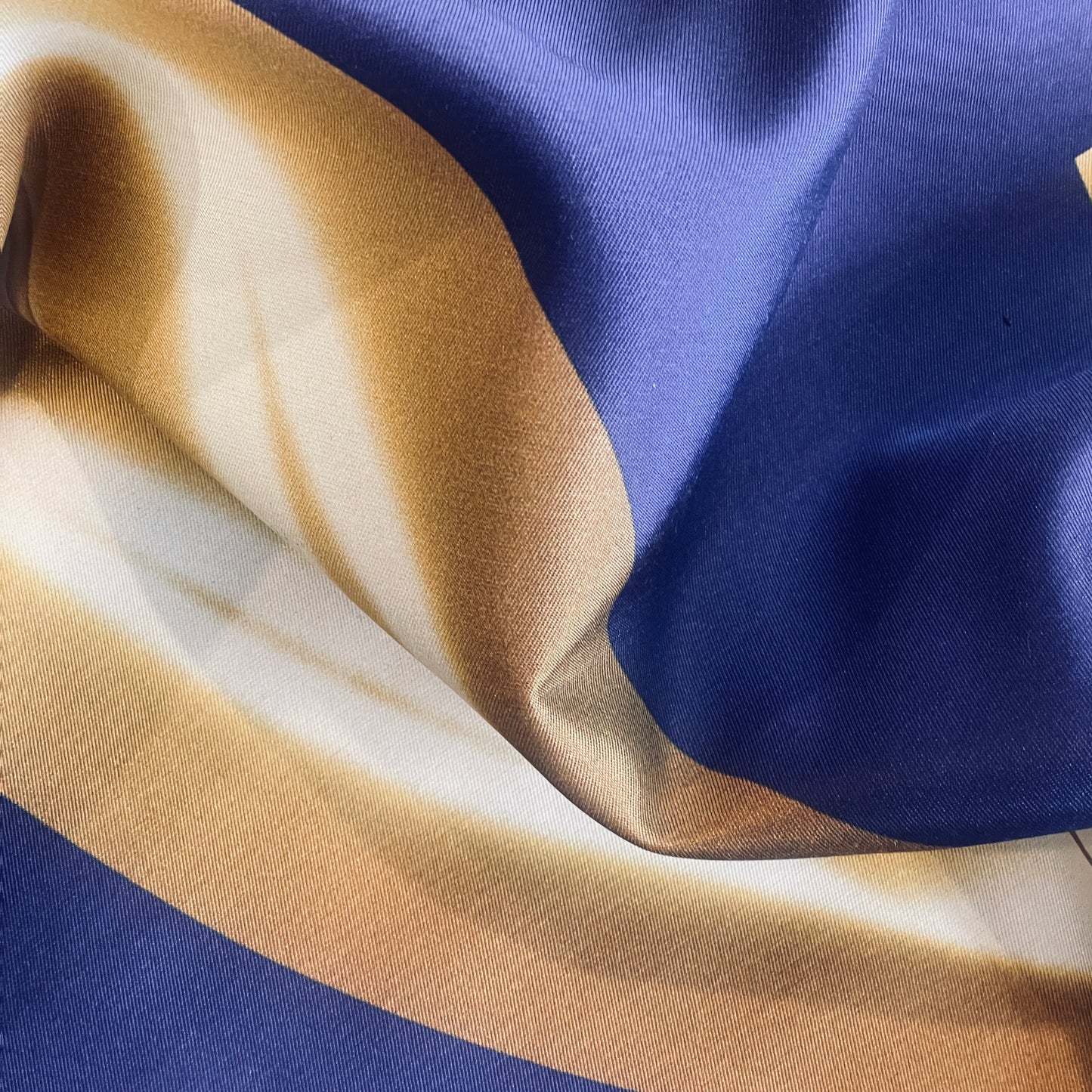 Caramel leaves silk twill lawn