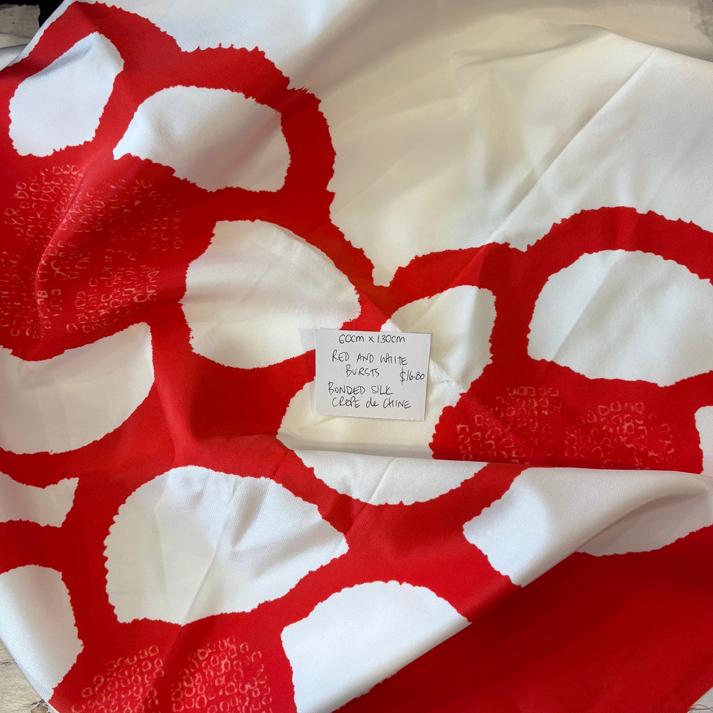 60cm Red and White Bursts Bonded Silk Crepe De Chine