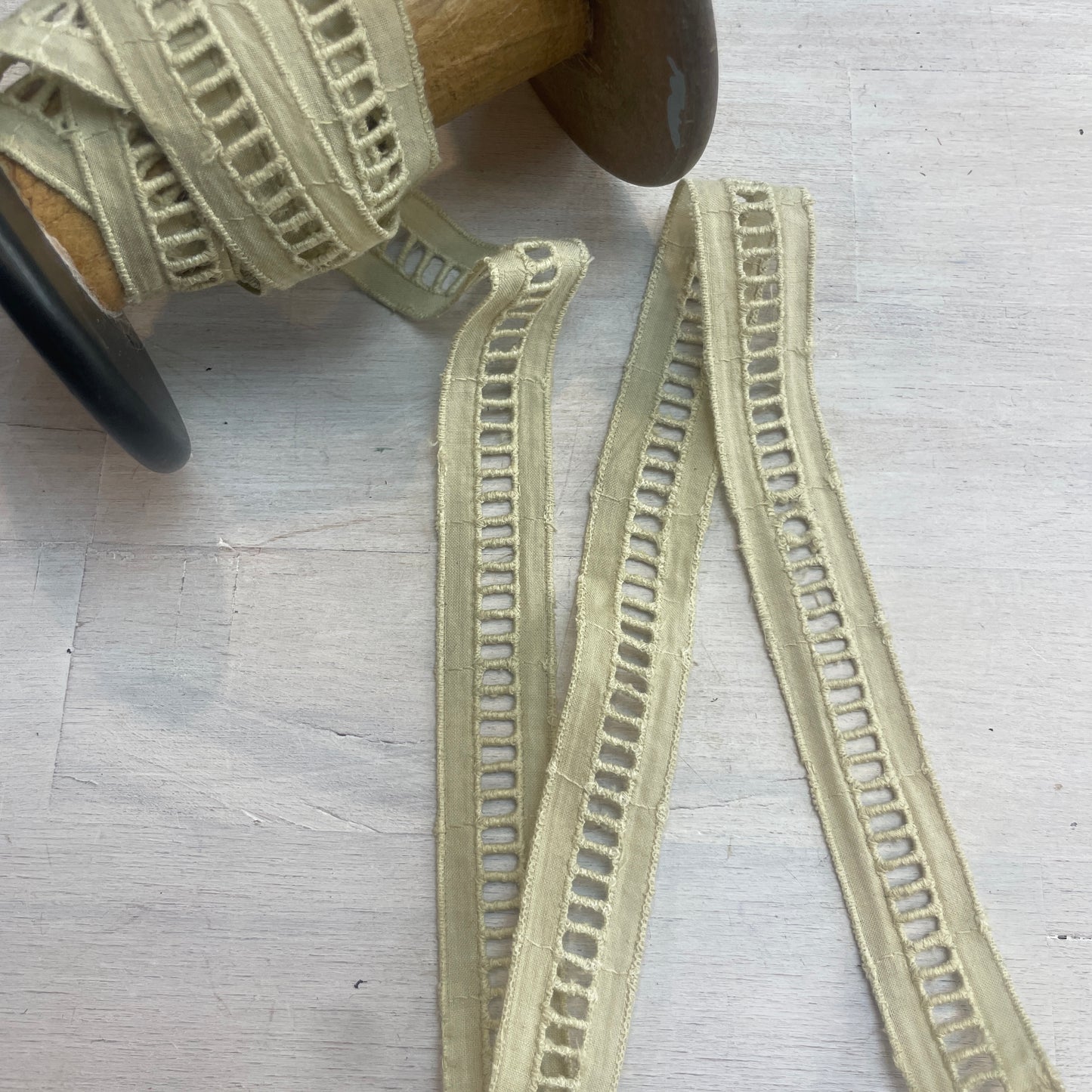 pistachio ladder insertion trim