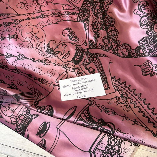 70cm Screen Printed Silk Satin Royalty Panel