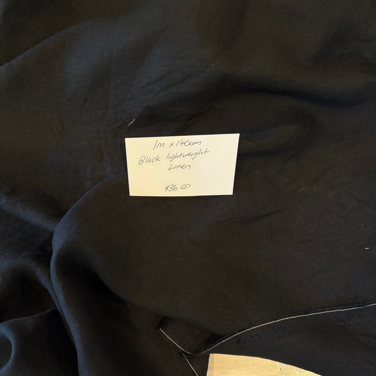 1m Black light weight linen