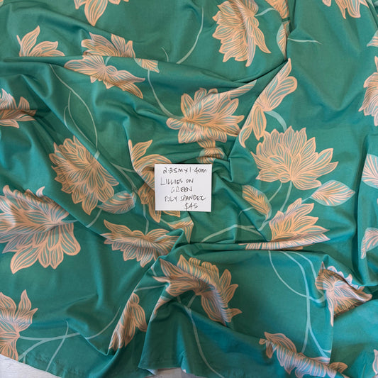2.25m Lillies On Green