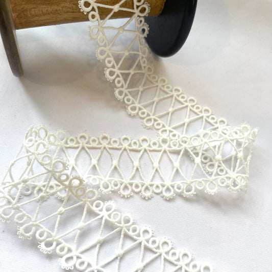 Eliza White Lattice Lace Large
