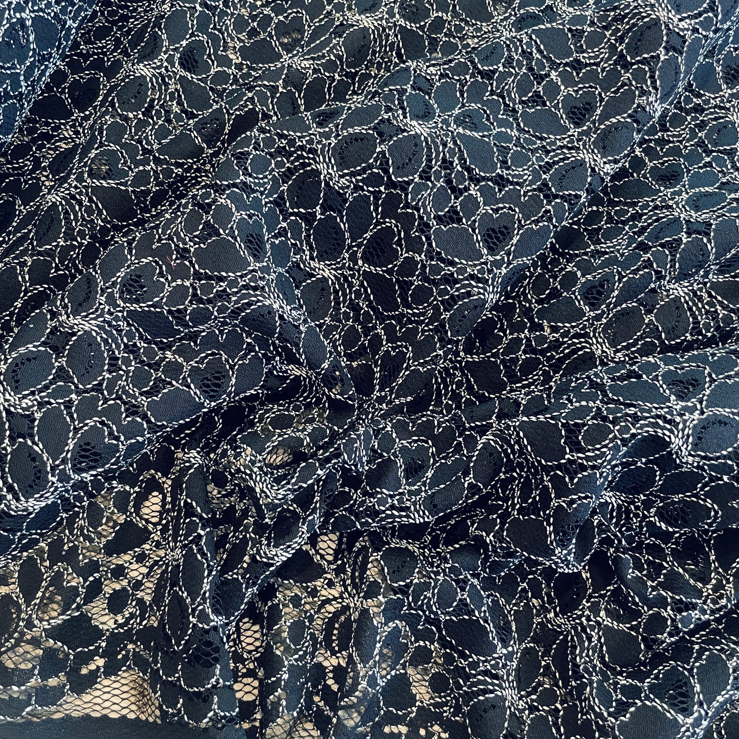 Mina navy petals lace