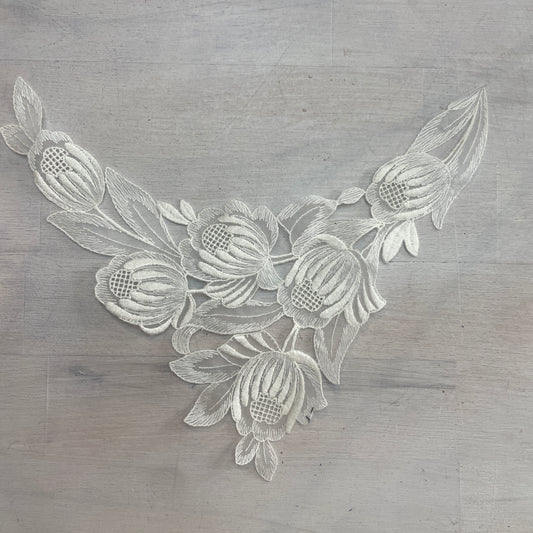 Ivory tulips vintage Swiss lace motiff