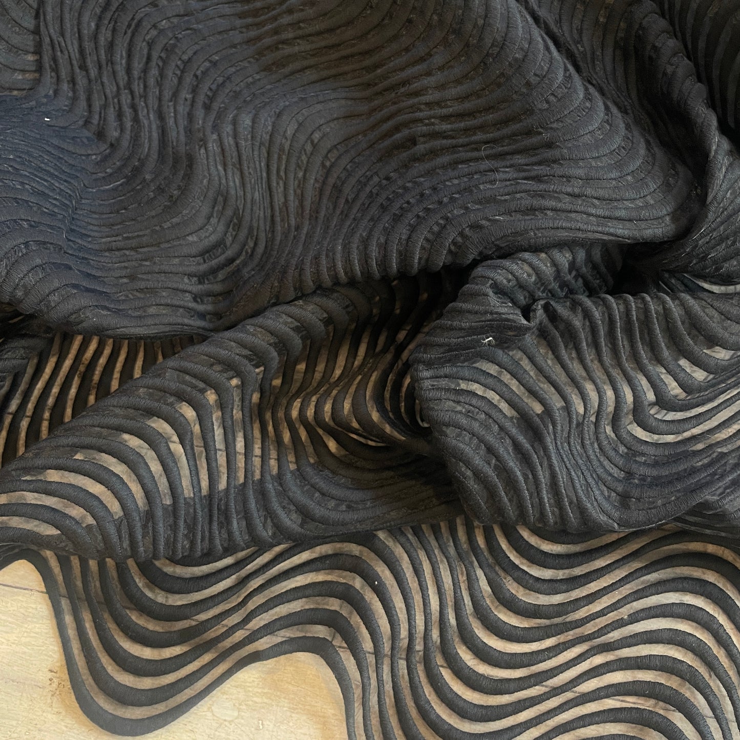 Bianca waves Guipure Lace black