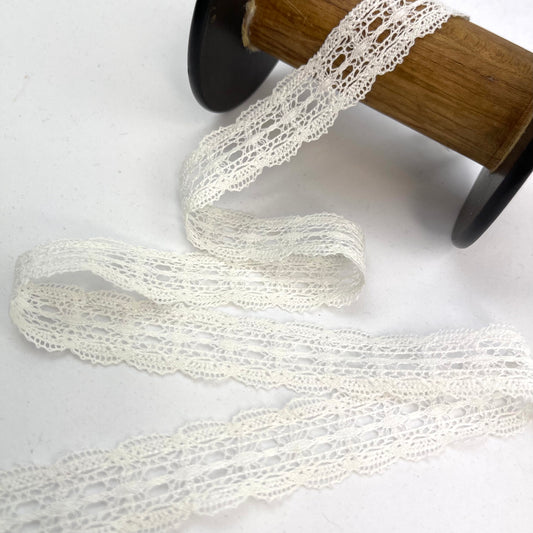 Holly Ivory 22mm Crochet Lace