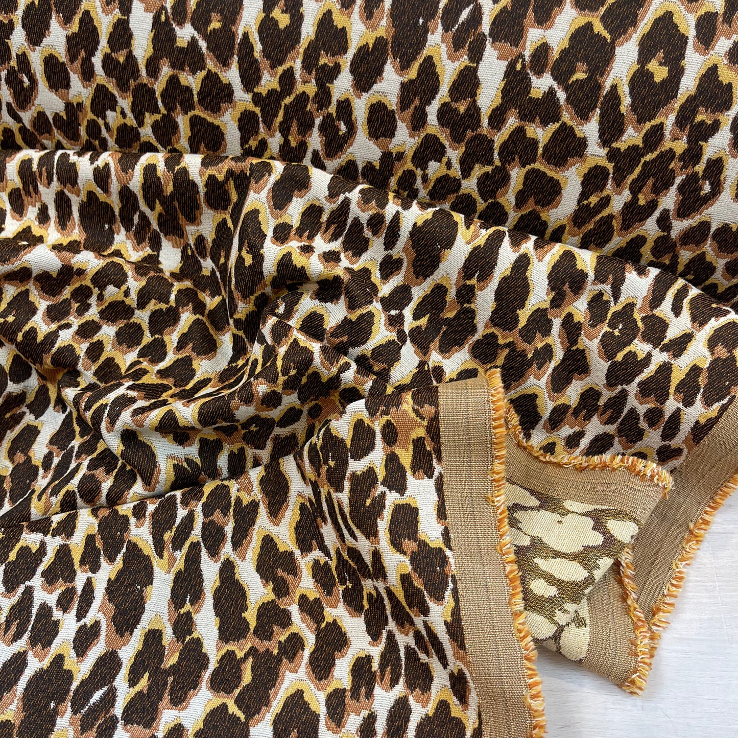 New York Stretch Jacquard Leopard Brocade