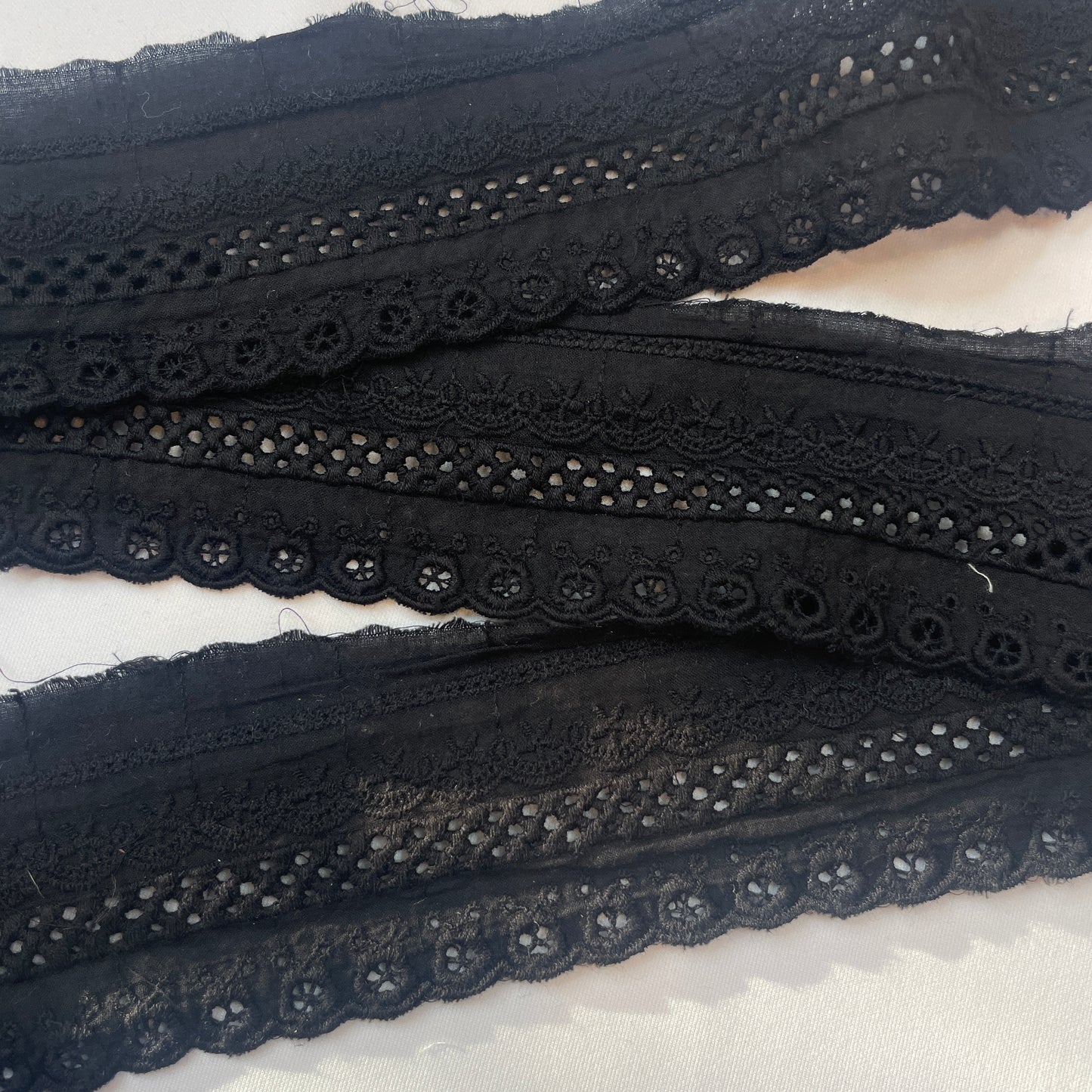 Black Daisy wheel cotton lace trim