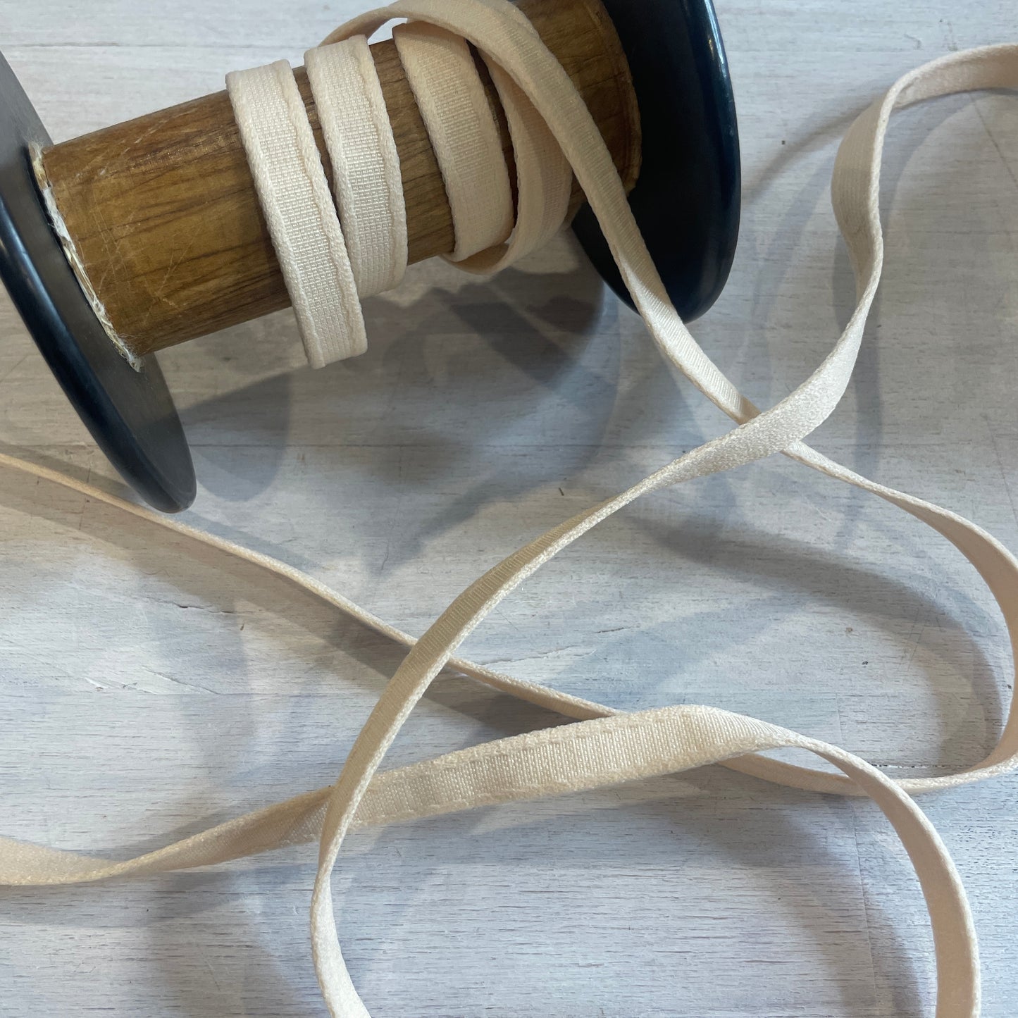Underwire casing