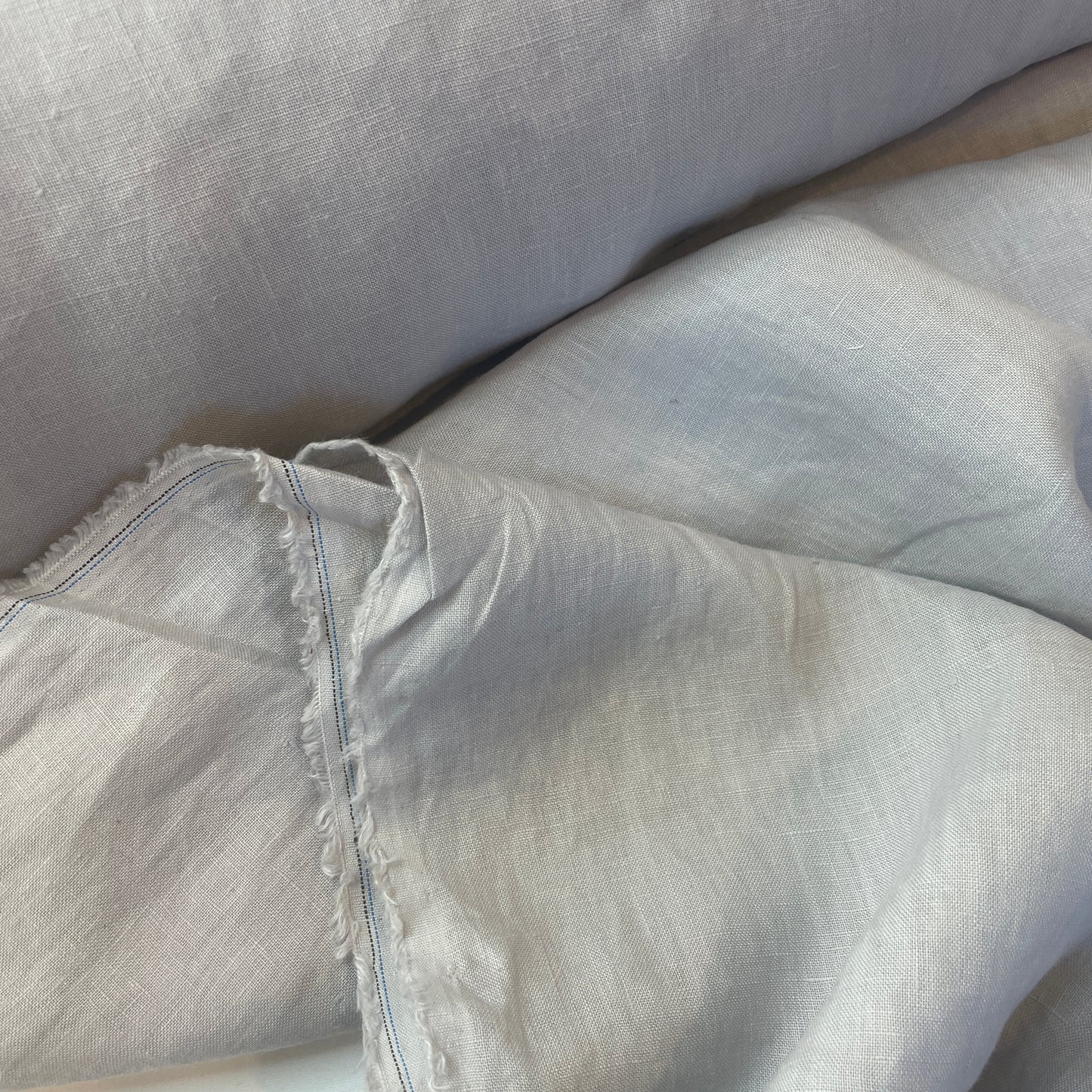 Cloud grey Organic Linen