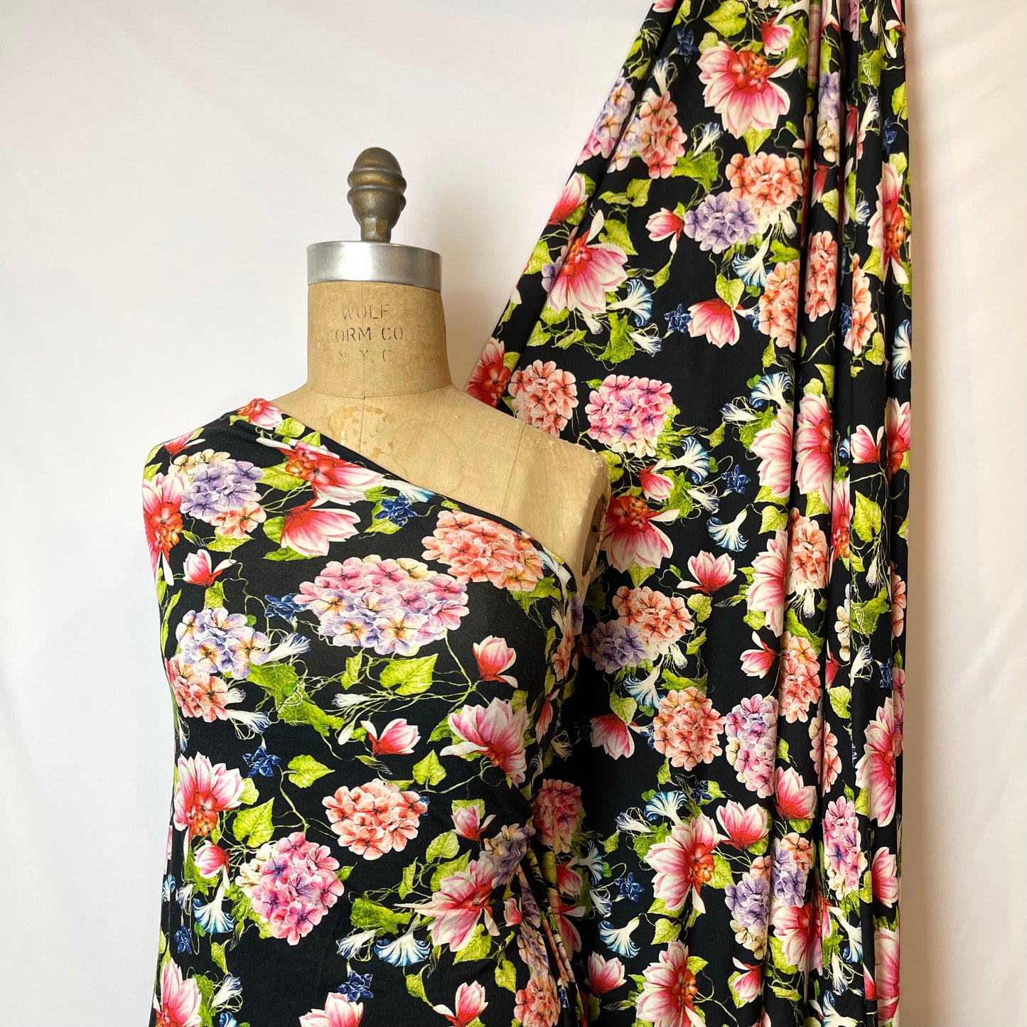 Garden in bloom viscose jersey