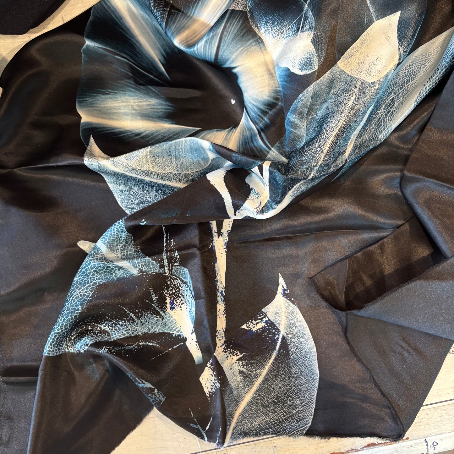 1m Digital Flower Satin