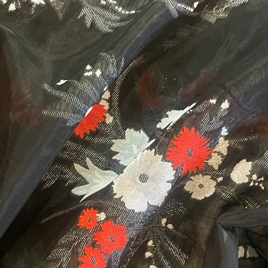 Silver bouquet soft drape organza