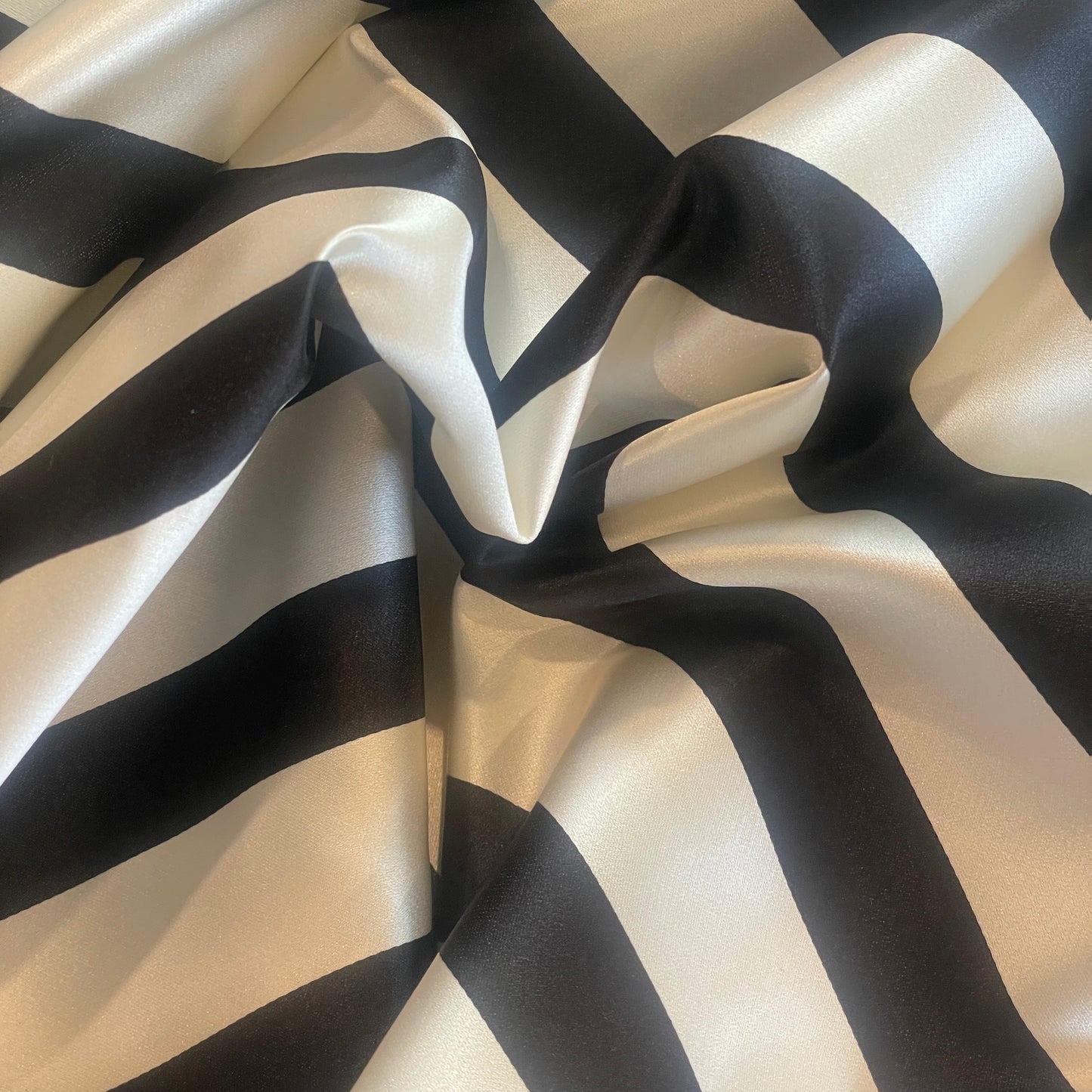 Montmartre stripe satin