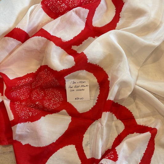 1.3m Red bold Flower Silk Habotai Nicola Finetti