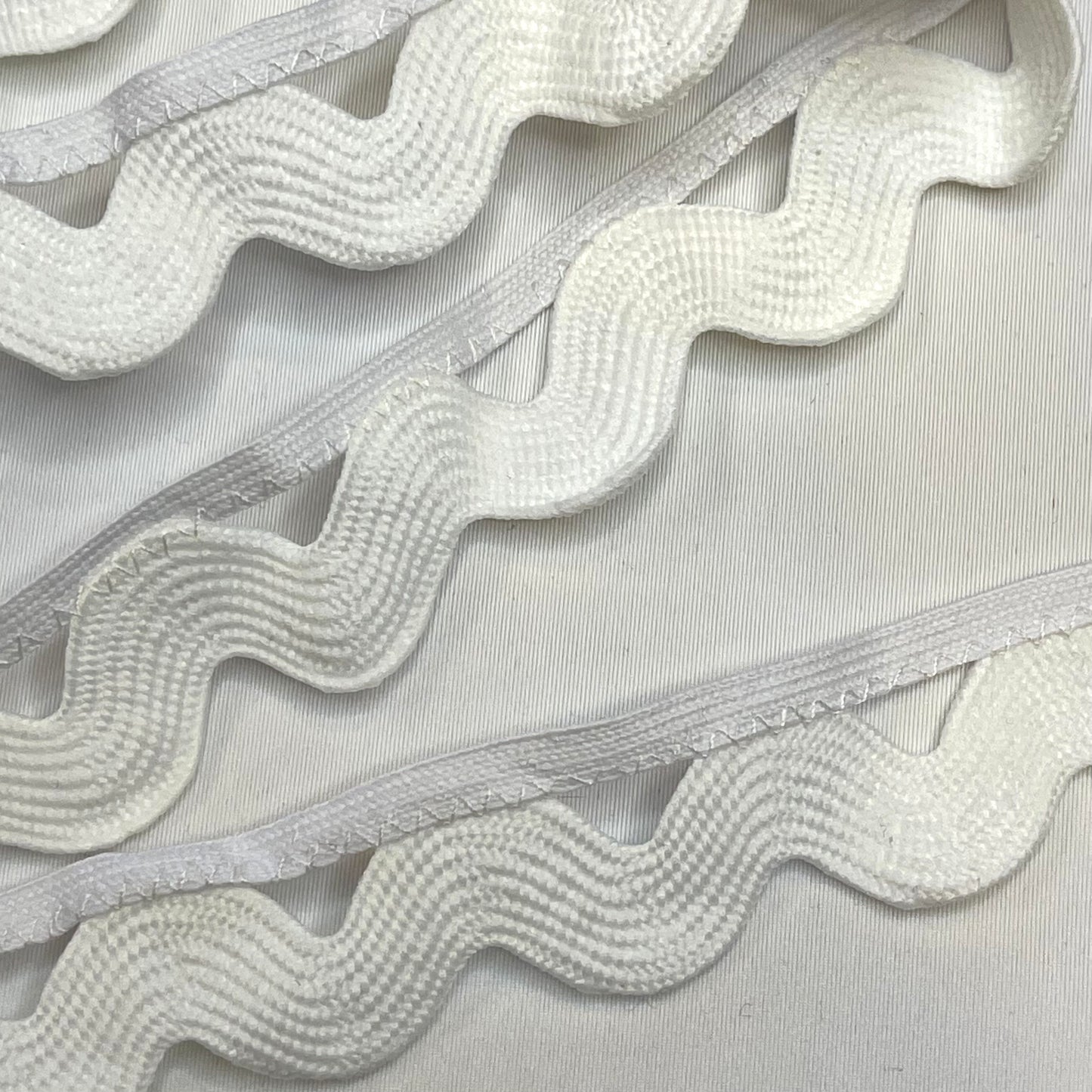 Large White RicRac Edging Trim