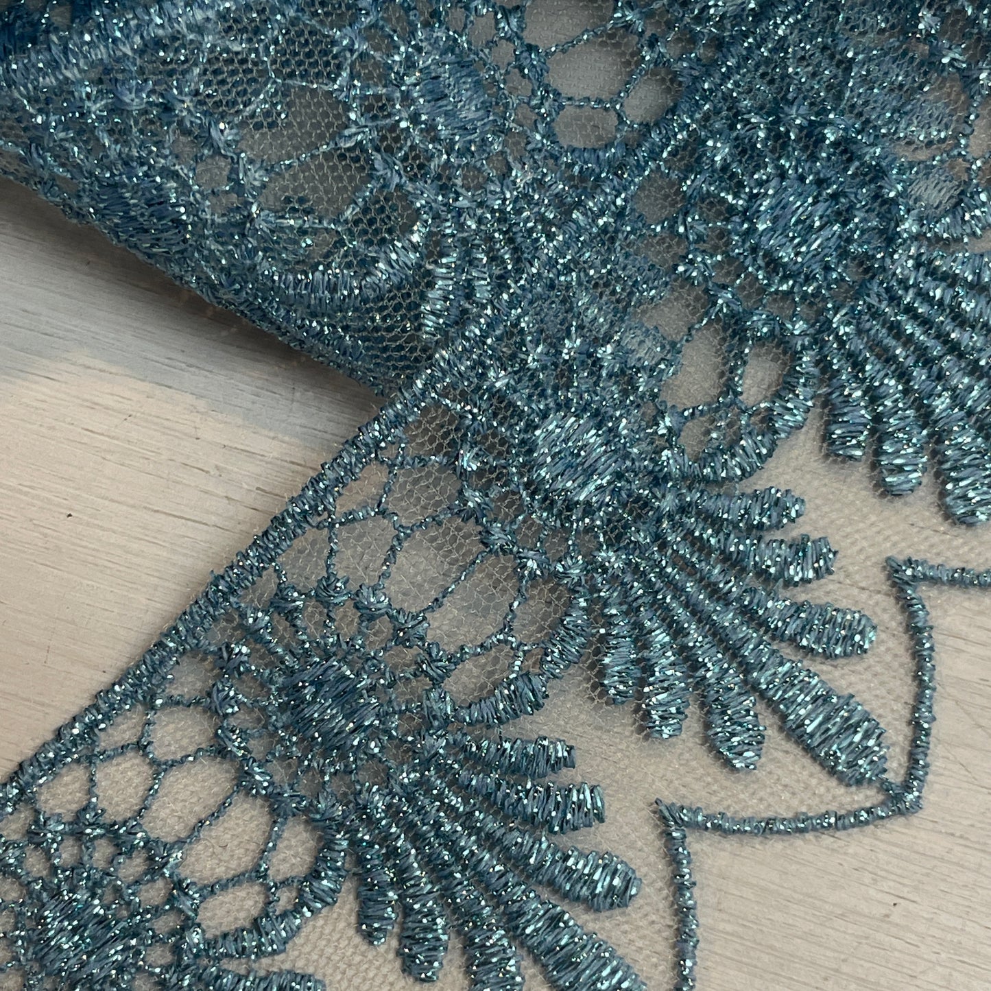 Elsa metallic embroidered trim