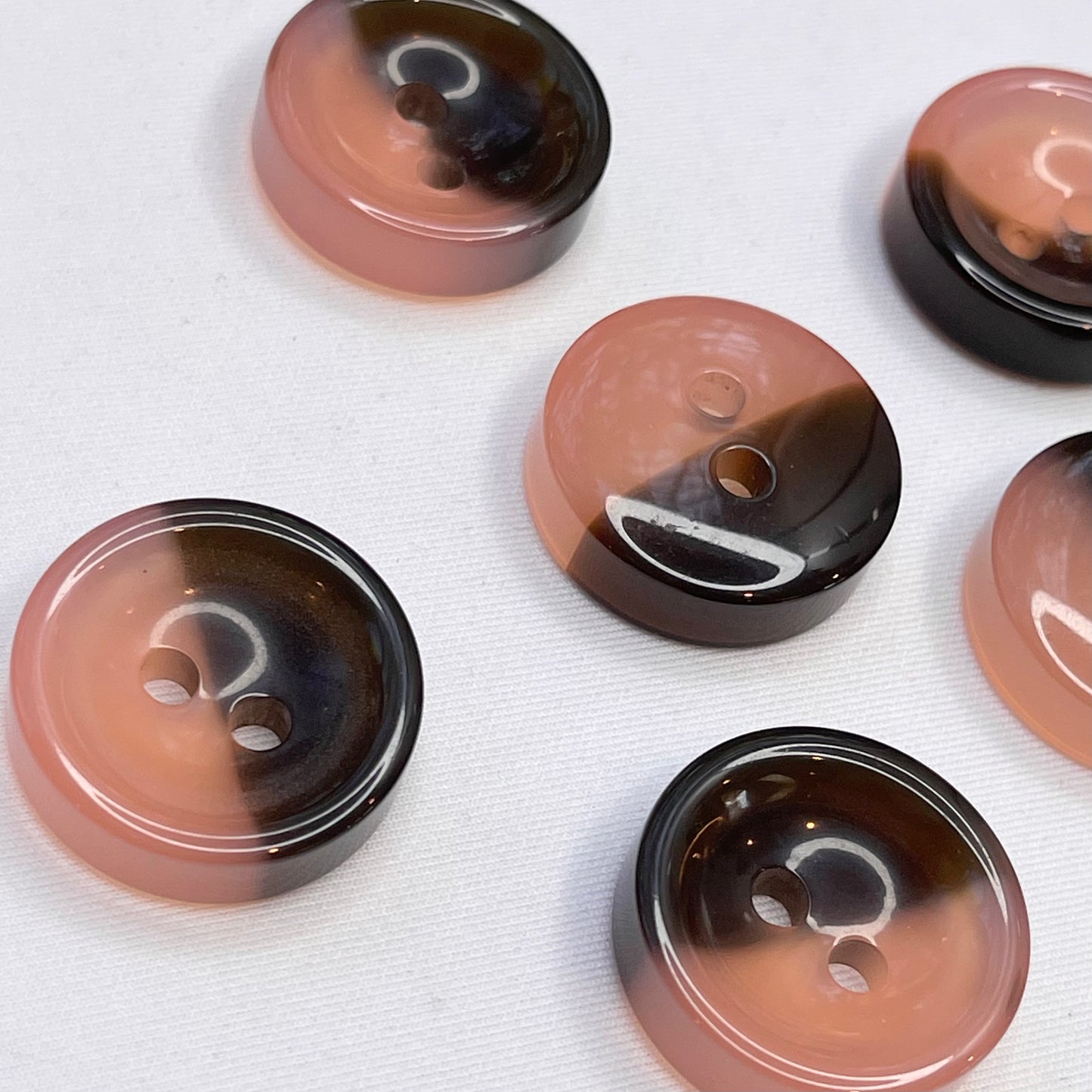 28mm Poppy 2 Hole Pink Tortoiseshell Button