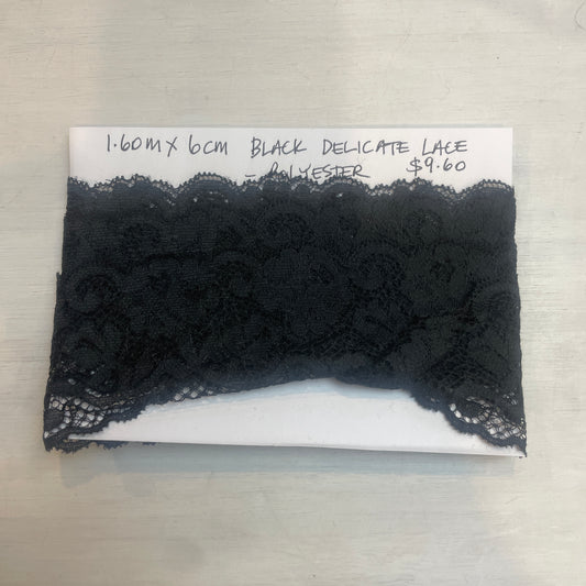 1.6m black delicate lace