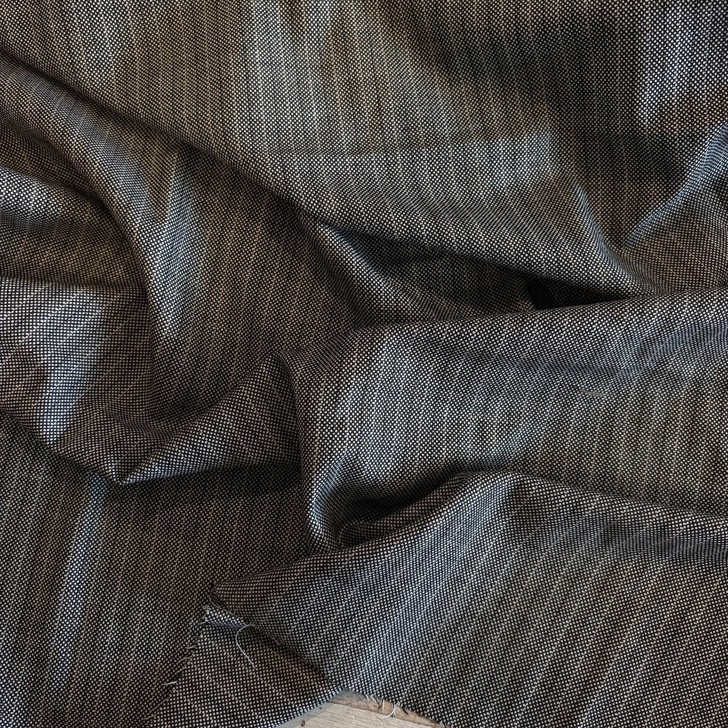 1m Black Plaid Suiting