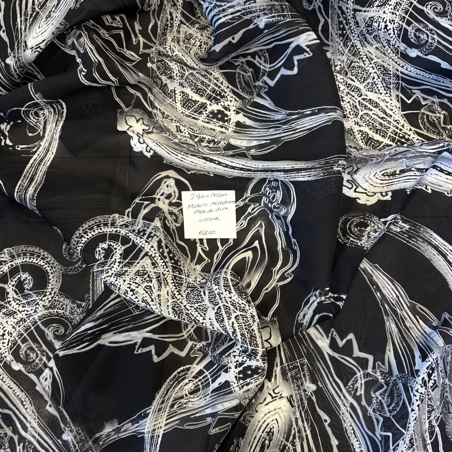 2.9m Modern Monochrome Crepe De Chine
